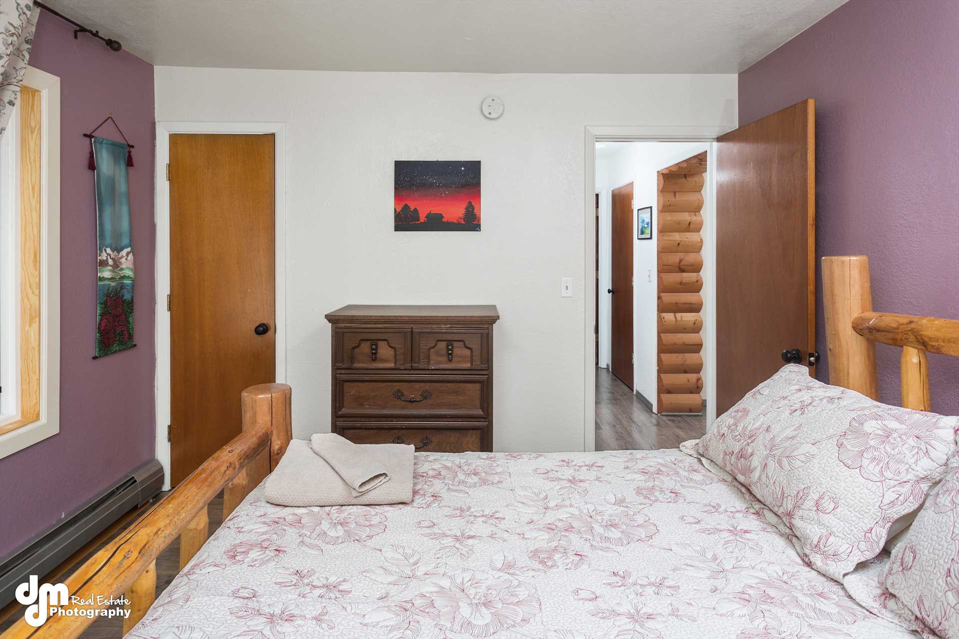 Seward Alaska guest houses Queen Bed