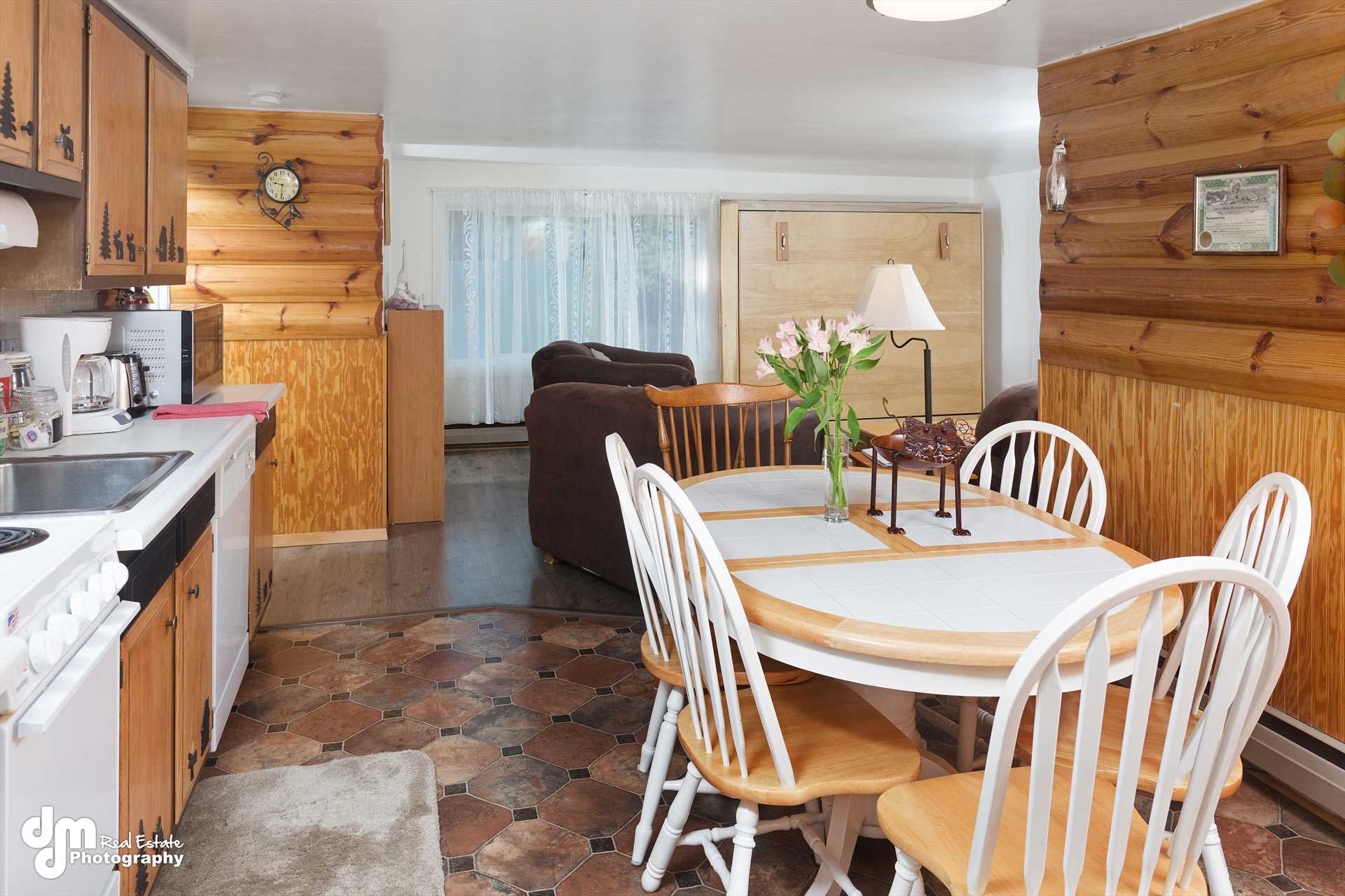 Seward Alaska rental condos Kitchen