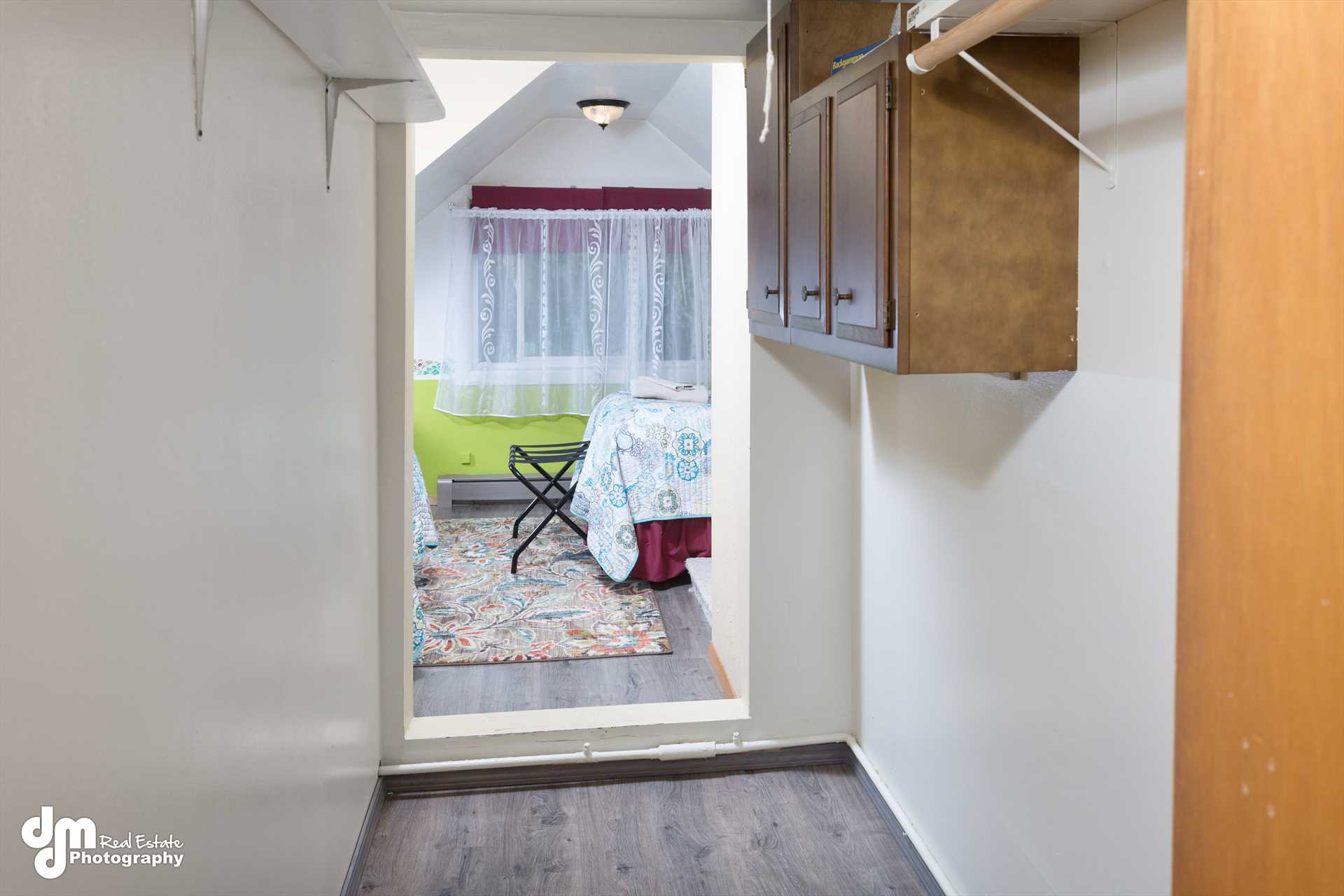 Seward Alaska rental condos  Twin Beds