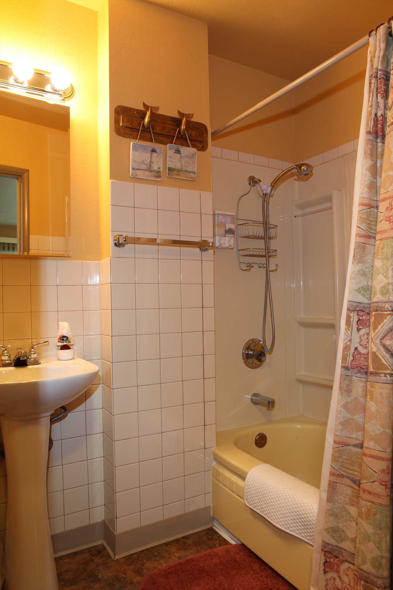 Seward lodging options Bathroom