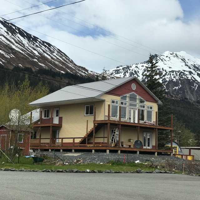 Seward AK luxury stays The Lodge