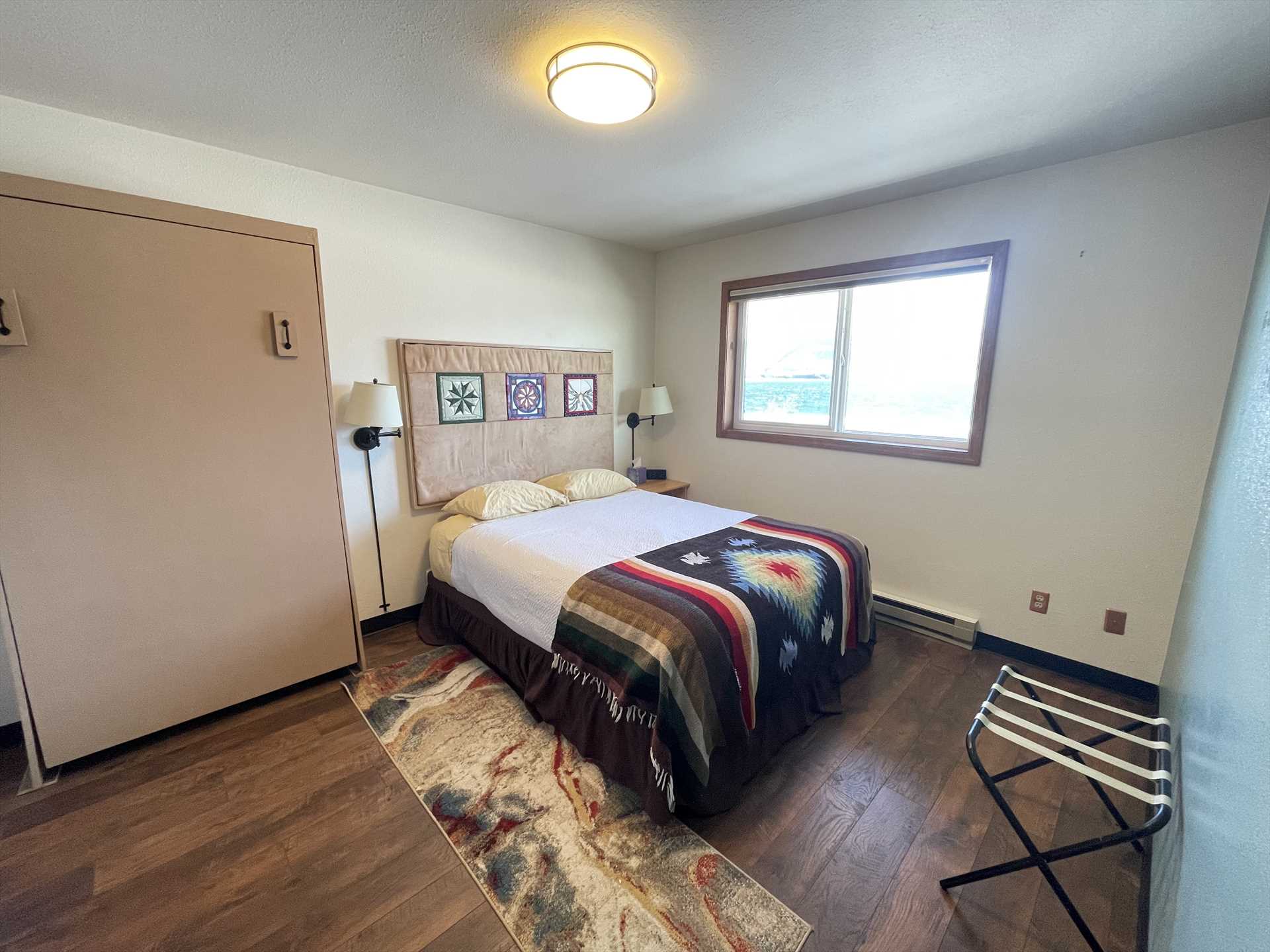 Seward Alaska Baywatch Bedroom